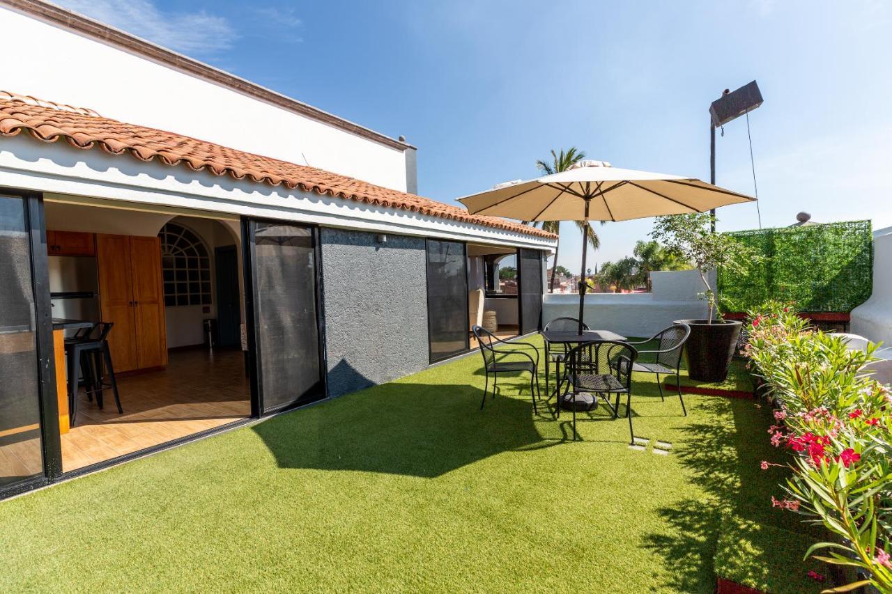 Plaza Chapala Hotel Екстер'єр фото