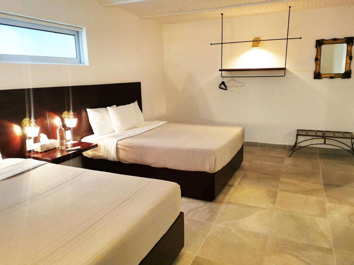 Plaza Chapala Hotel Екстер'єр фото