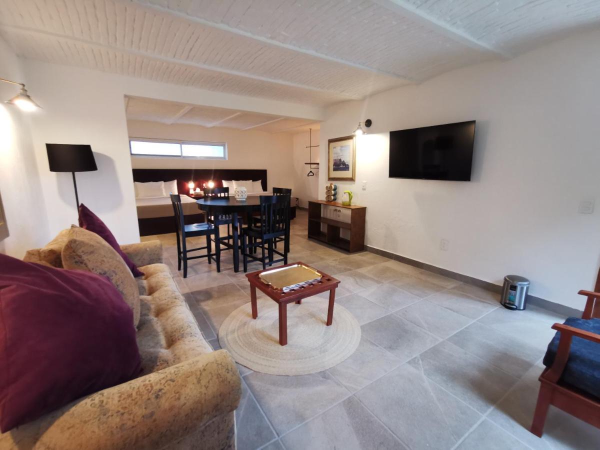 Plaza Chapala Hotel Екстер'єр фото