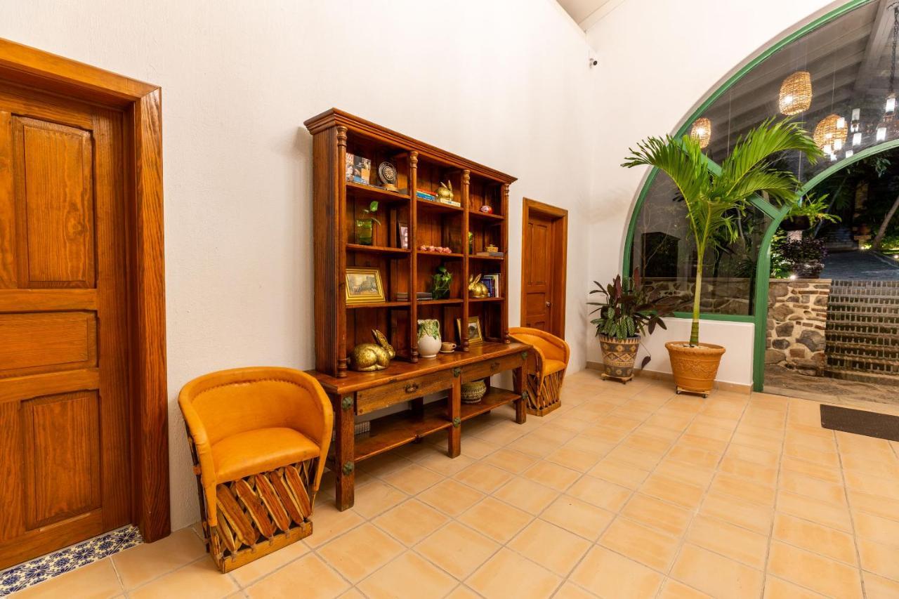 Plaza Chapala Hotel Екстер'єр фото