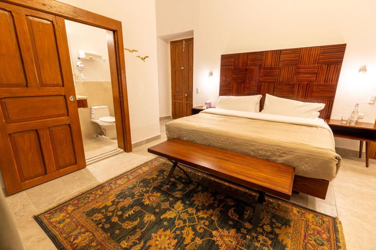 Plaza Chapala Hotel Екстер'єр фото